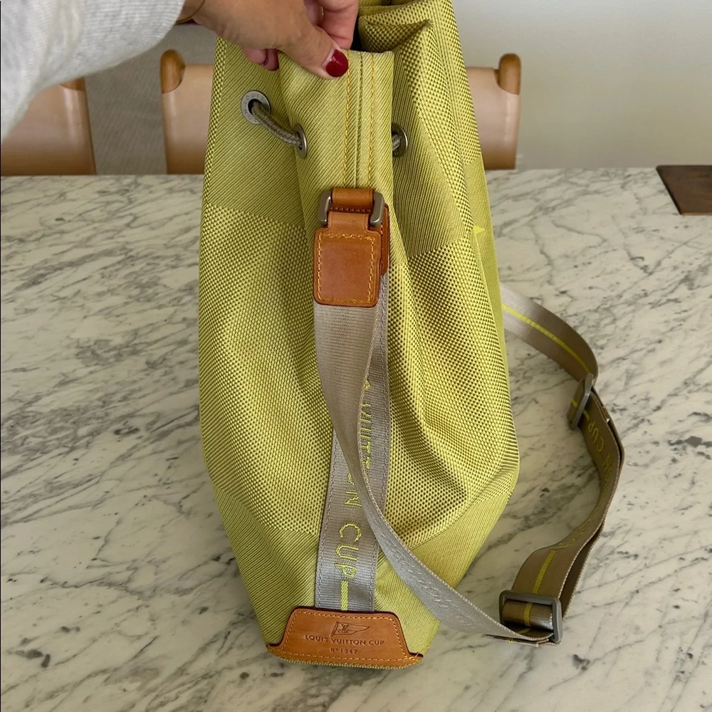 LOUIS VUITTON BUCKET BAG, 2002 Damier Geant LV Cup - Picture 4 of 14